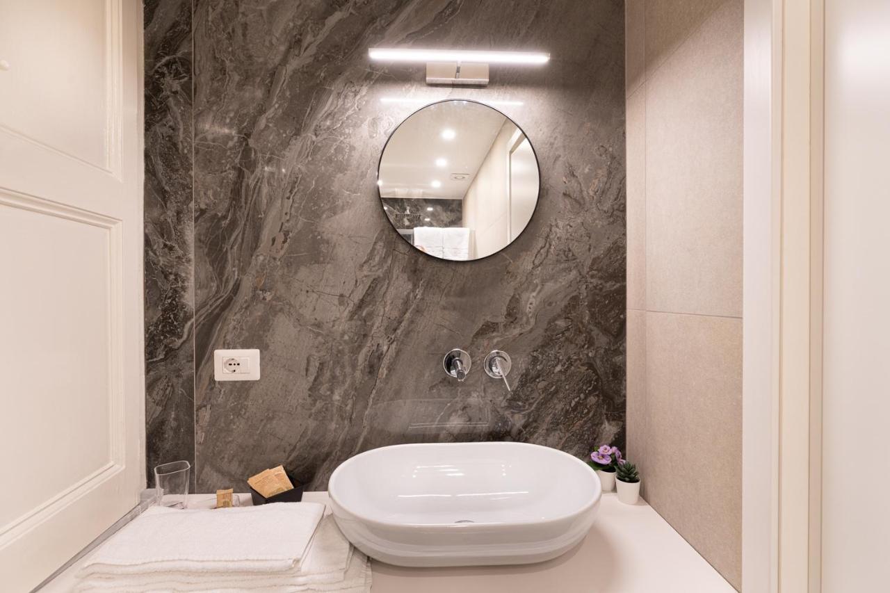 Sant'Agostino Luxury Apartments كاتانيا المظهر الخارجي الصورة